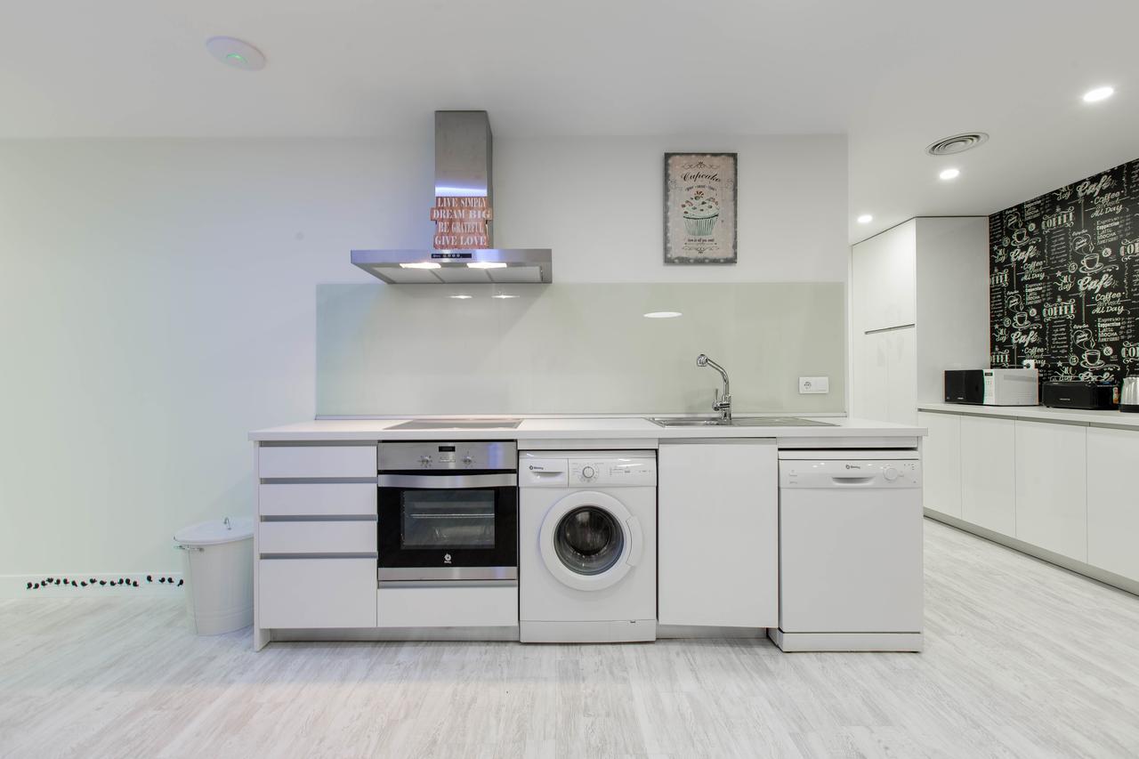 Apartmán Bookinmadrid Com - Cascorro Sq 18 Pax Exteriér fotografie
