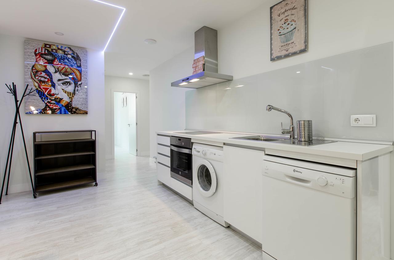 Apartmán Bookinmadrid Com - Cascorro Sq 18 Pax Exteriér fotografie