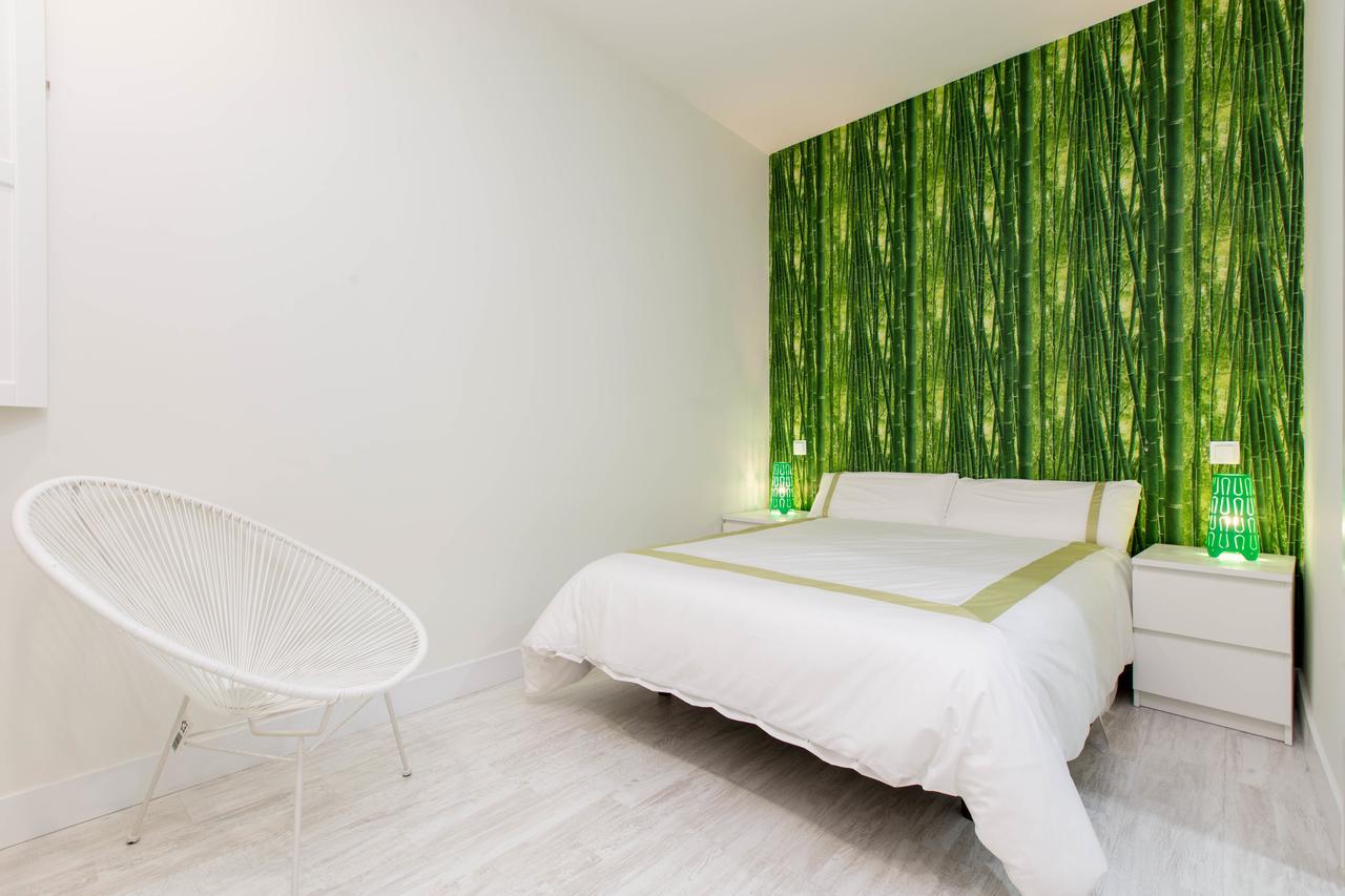 Apartmán Bookinmadrid Com - Cascorro Sq 18 Pax Exteriér fotografie