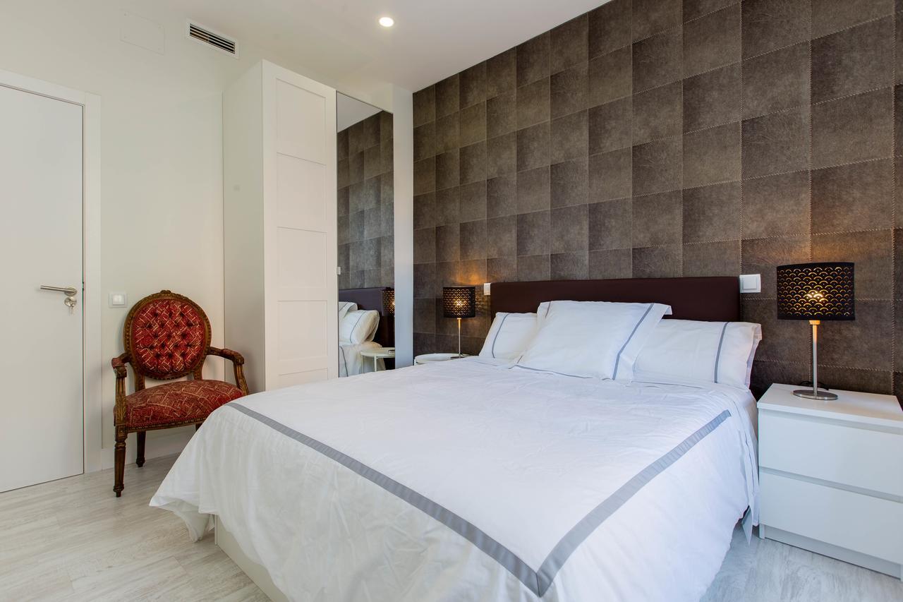 Apartmán Bookinmadrid Com - Cascorro Sq 18 Pax Exteriér fotografie