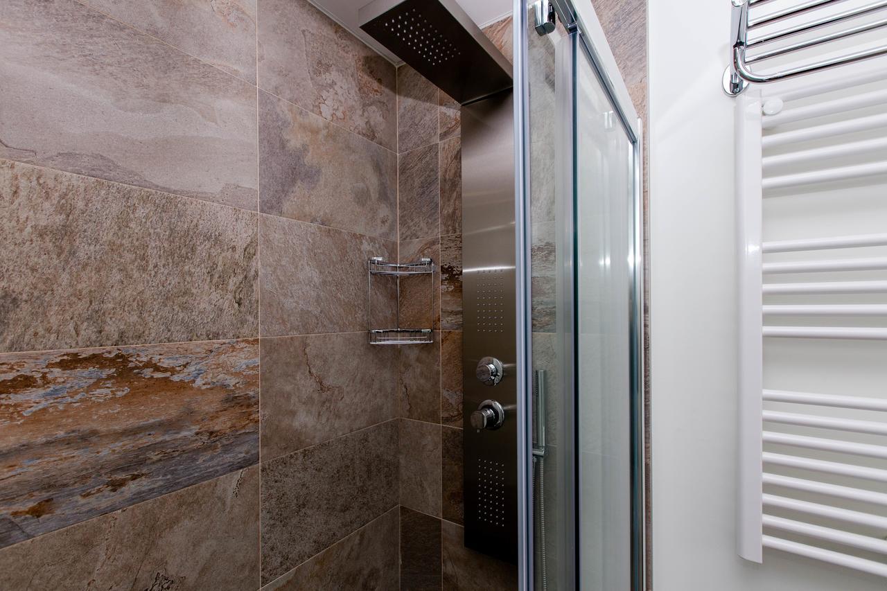 Apartmán Bookinmadrid Com - Cascorro Sq 18 Pax Exteriér fotografie