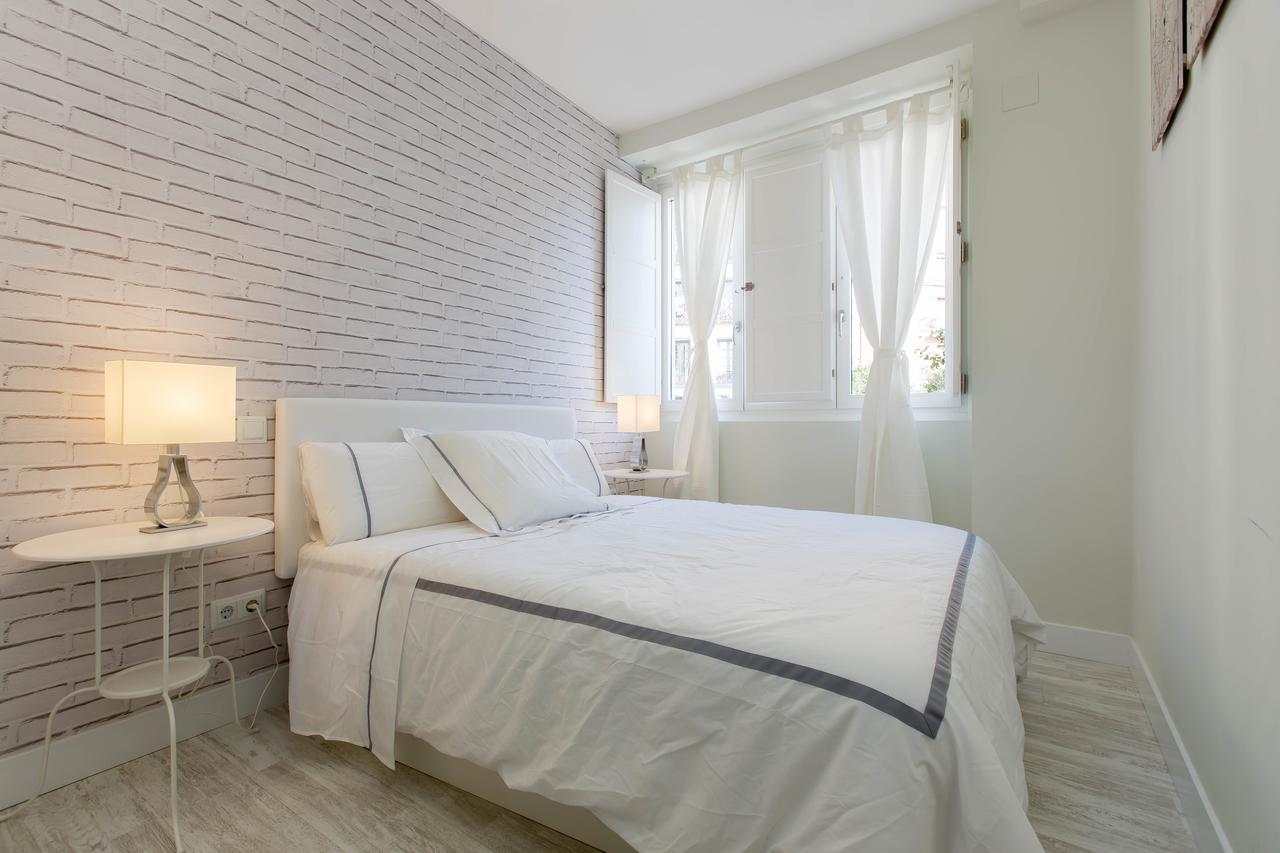 Apartmán Bookinmadrid Com - Cascorro Sq 18 Pax Exteriér fotografie