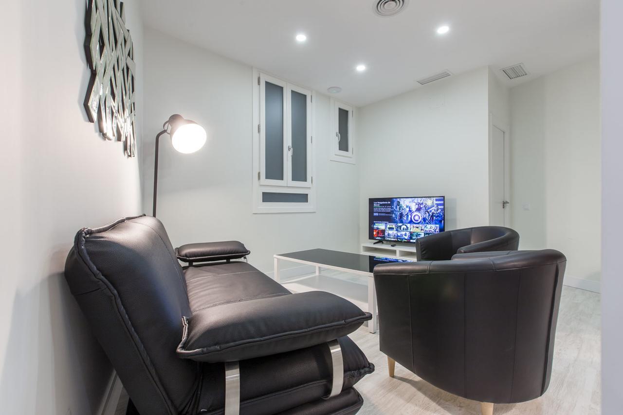 Apartmán Bookinmadrid Com - Cascorro Sq 18 Pax Exteriér fotografie